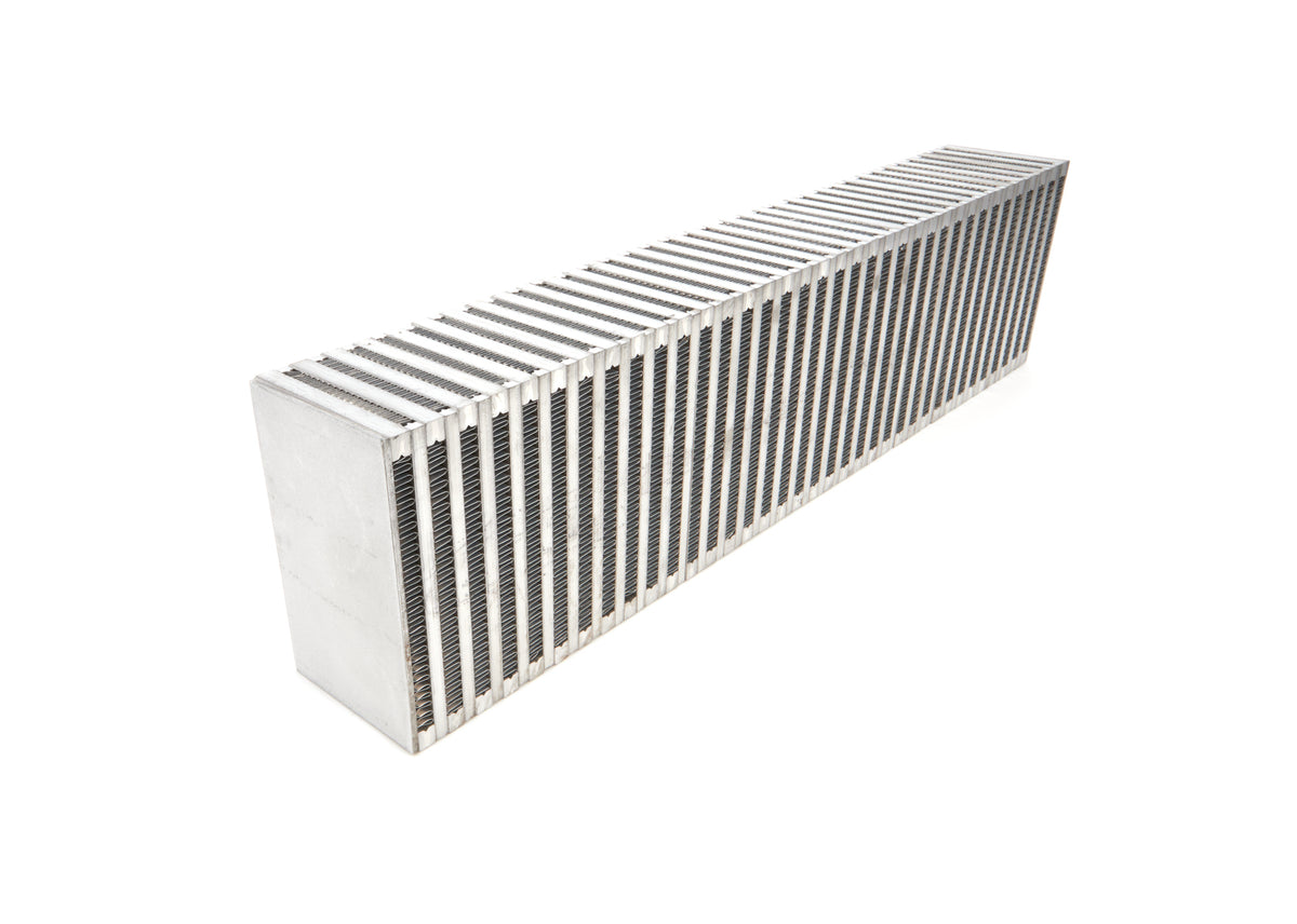 Noyau d'intercooler haute performance à barrettes et ailettes